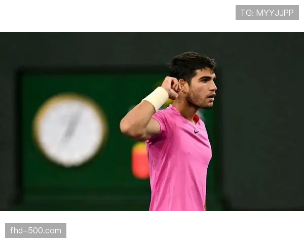 印第安维尔斯网球大师赛花絮：阿尔卡拉斯与球迷进行趣味互动